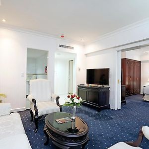 Pacific room Twin bed city view Executive lounge access